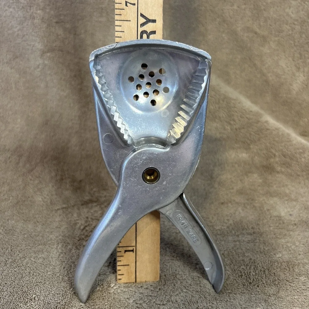 Lemon citrus squeezer Irvin Ware vintage‎ kitchen gadget made in USA